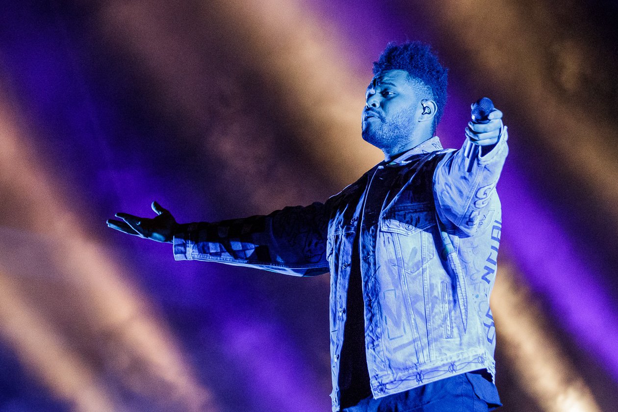 Casper, SXTN, Kraftwerk, Liam Gallagher, K.I.Z., David Guetta, The Weeknd etc. live im Berliner Olympiapark. – Und der Samstags-Hauptact: The Weeknd.