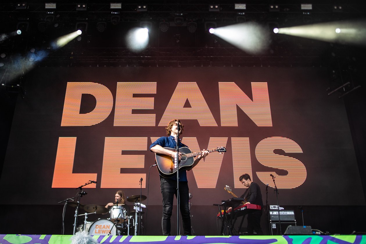 Das Festival mit Ufo361, Bausa, Billie Eilish, Casper/Marteria, Twenty One Pilots u.v.a. – ... Dean Lewis.