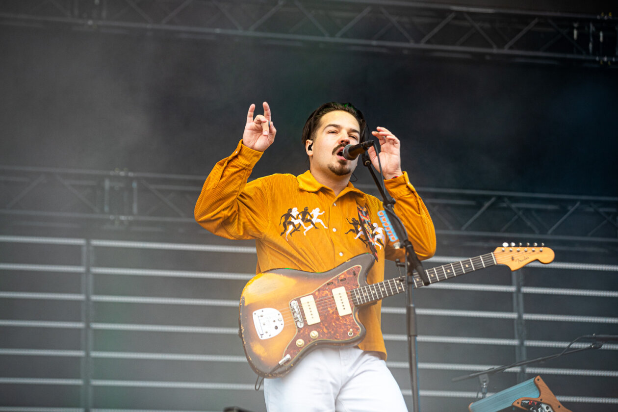 Milky Chance.