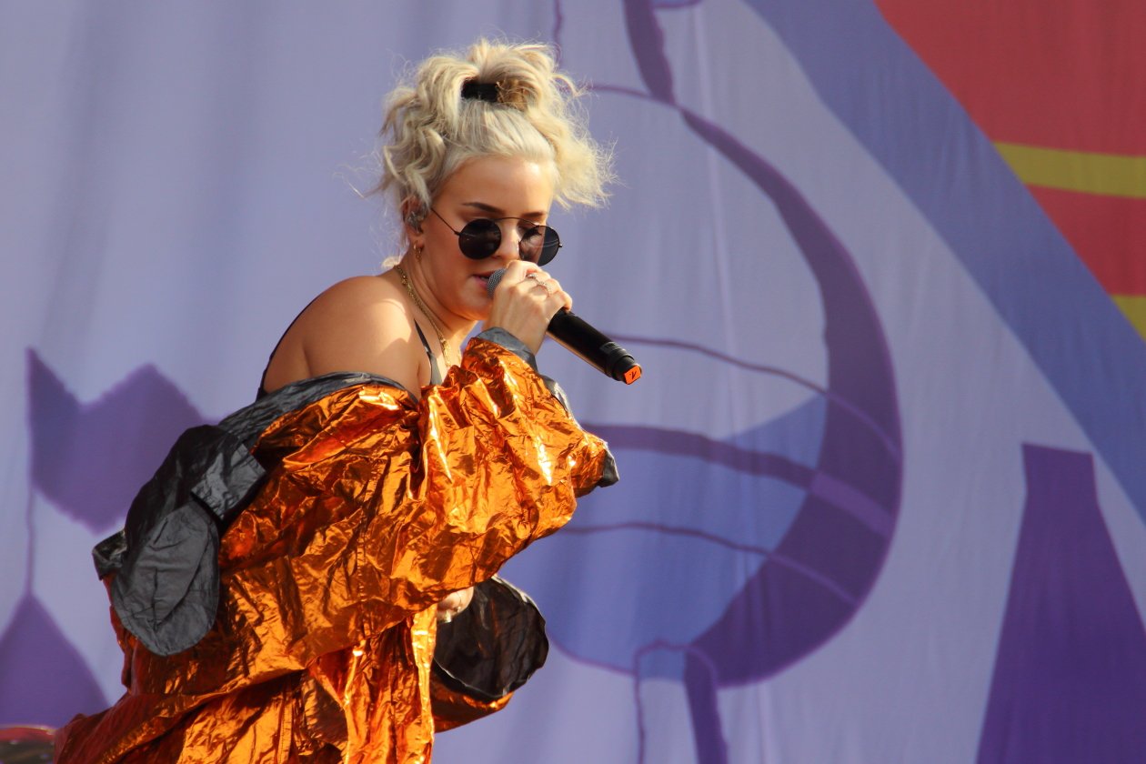Fotos von Cro, Marteria, The XX Beatsteaks, AnnenMayKantereit, Wanda, LGoony u.a. – Anne-Marie.