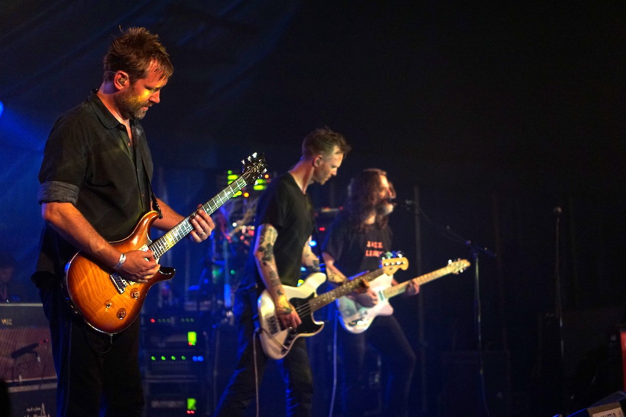 Alle Fotos zum kleinen aber feinen Festivalhighlight im Südenwesten. – Minus The Bear. 
