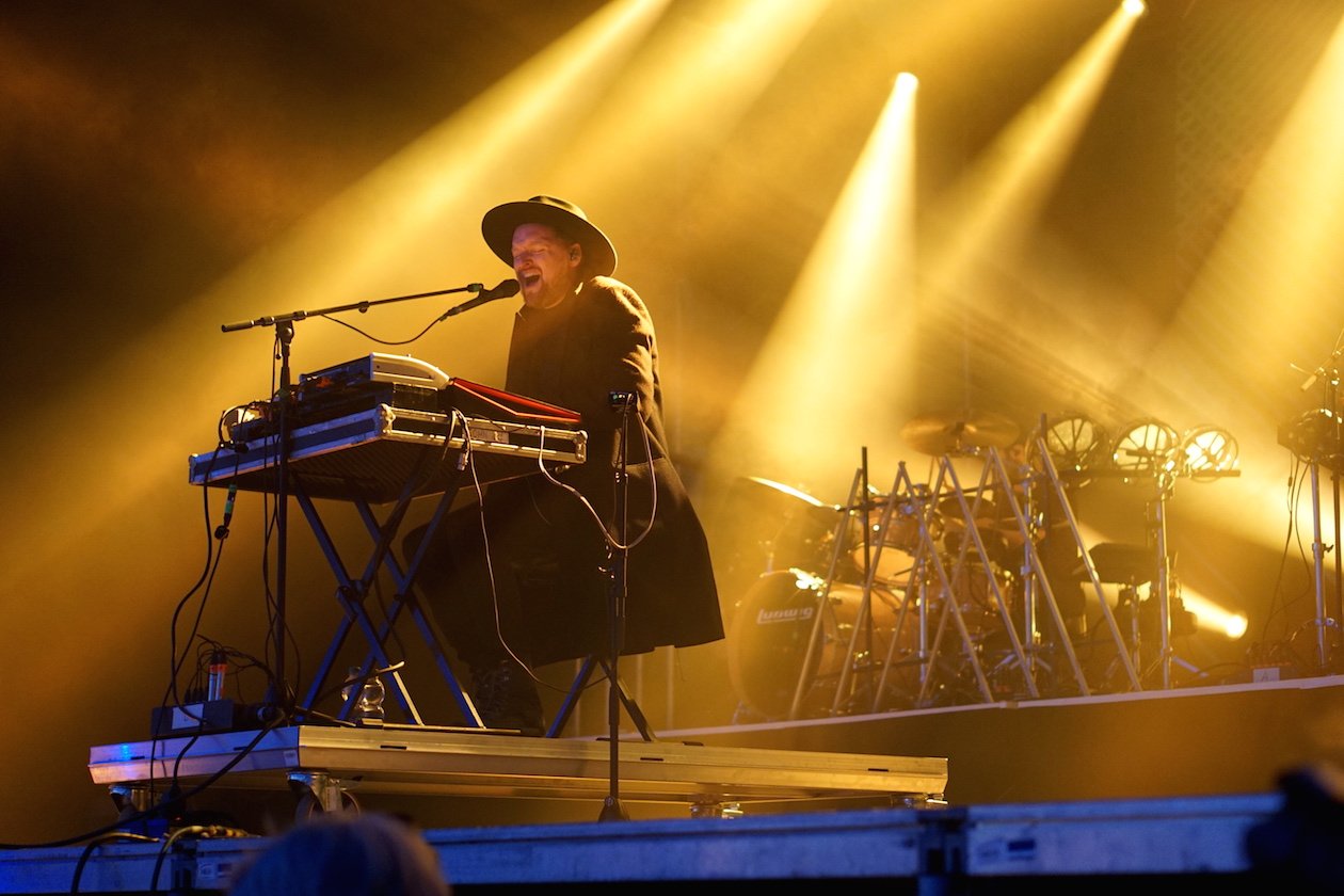 Alle Fotos zum kleinen aber feinen Festivalhighlight im Südenwesten. – SOHN.