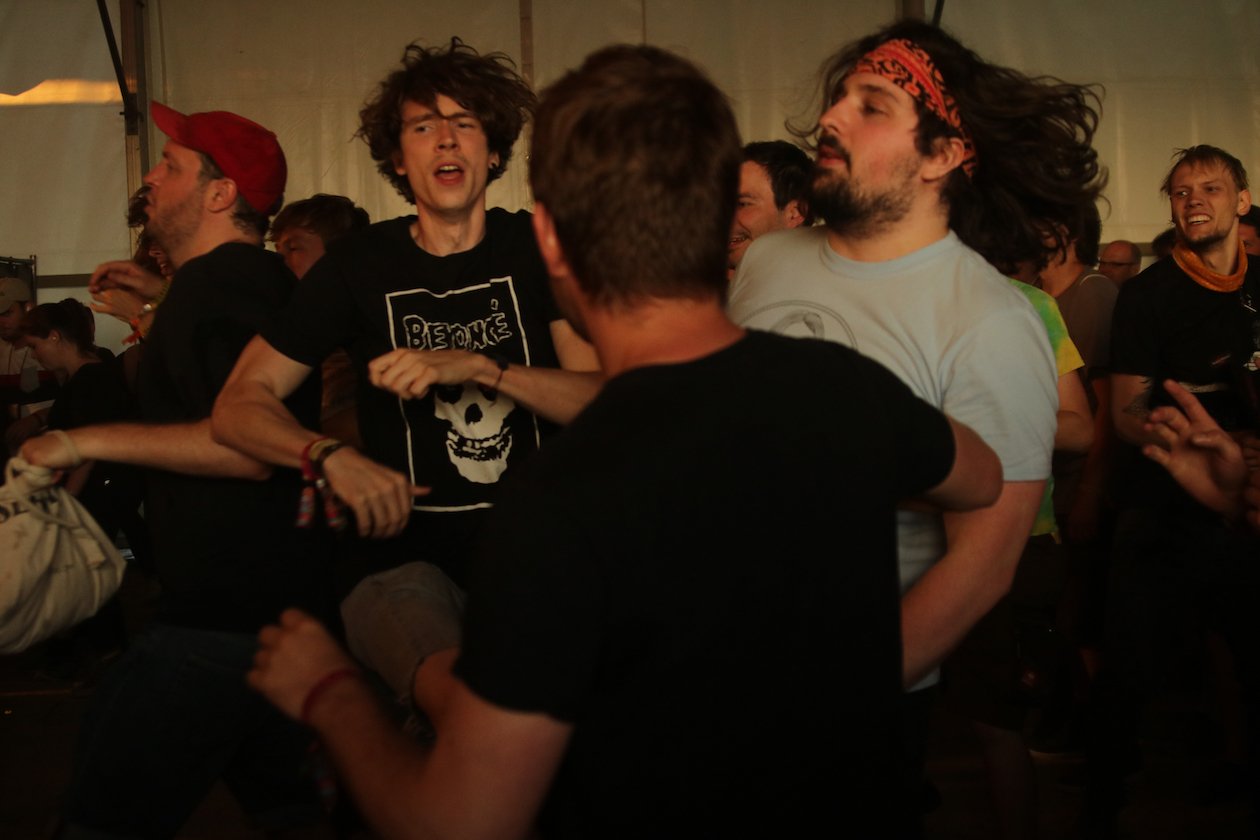 Zum vorerst letzten Mal öffnete das sympathische Festival im Südwesten Deutschlands seine Tore: Bilder zur 9. Auflage. – Mosh bei Amyl & The Sniffers.