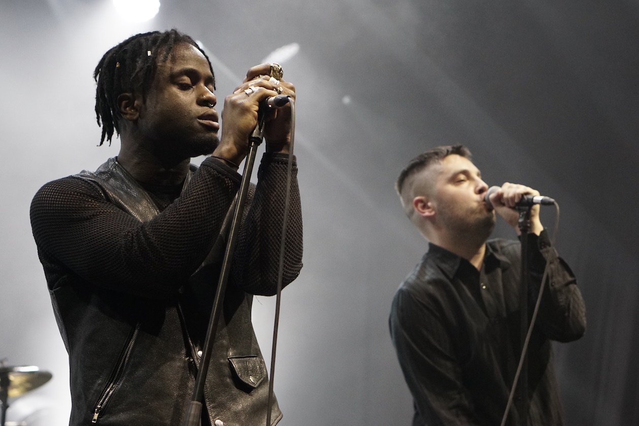 Gut 15.000 Besucher kamen zur achten Festivalauflage auf das Mannheimer Maimarktgelände. – Young Fathers. 