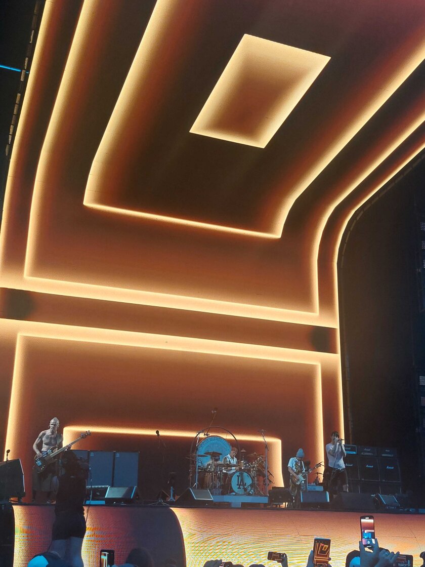 Die Red Hot Chili Peppers auf Europatour. Support:Iggy Pop und The Mars Volta. – Red Hot Chili Peppers.