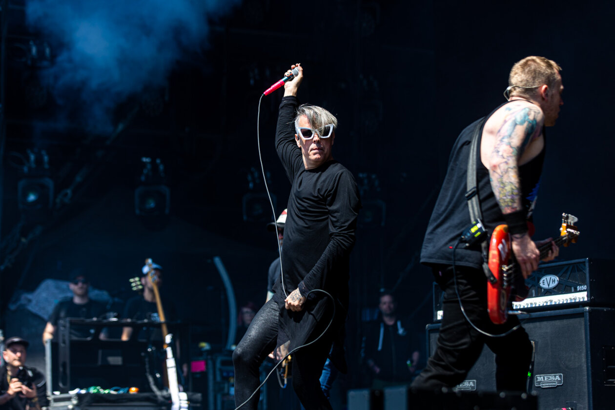 Blendende Aussichten: Foo Fighters, Die Toten Hosen, Kings Of Leon, Meshuggah, Apache 207, Architects u.v.a. rocken - und das Wetter spielt mit. – Boysetsfire.