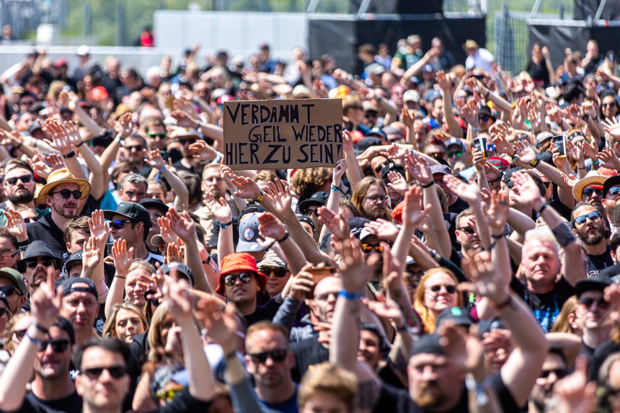 Blendende Aussichten: Foo Fighters, Die Toten Hosen, Kings Of Leon, Meshuggah, Apache 207, Architects u.v.a. rocken - und das Wetter spielt mit. – Finden wir auch!