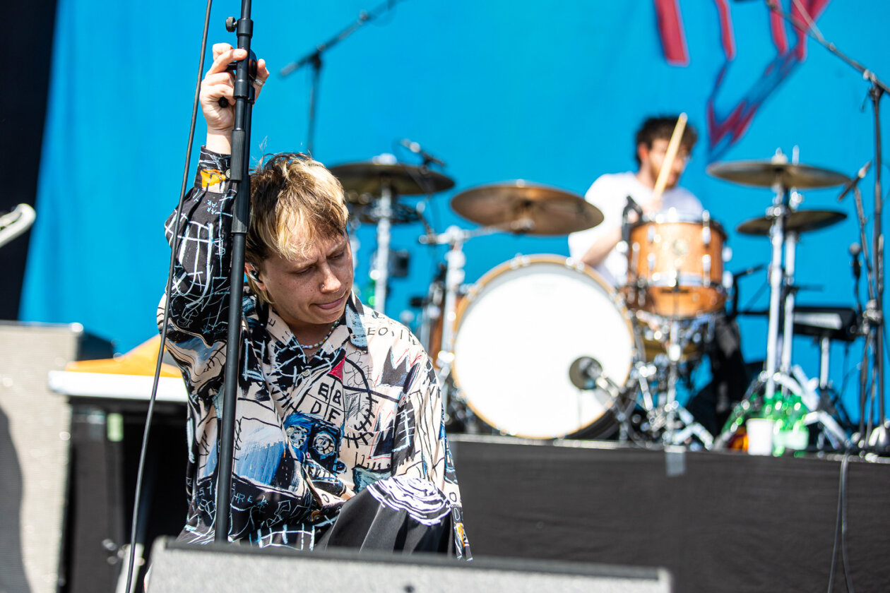 Blendende Aussichten: Foo Fighters, Die Toten Hosen, Kings Of Leon, Meshuggah, Apache 207, Architects u.v.a. rocken - und das Wetter spielt mit. – Nothing But Thieves.
