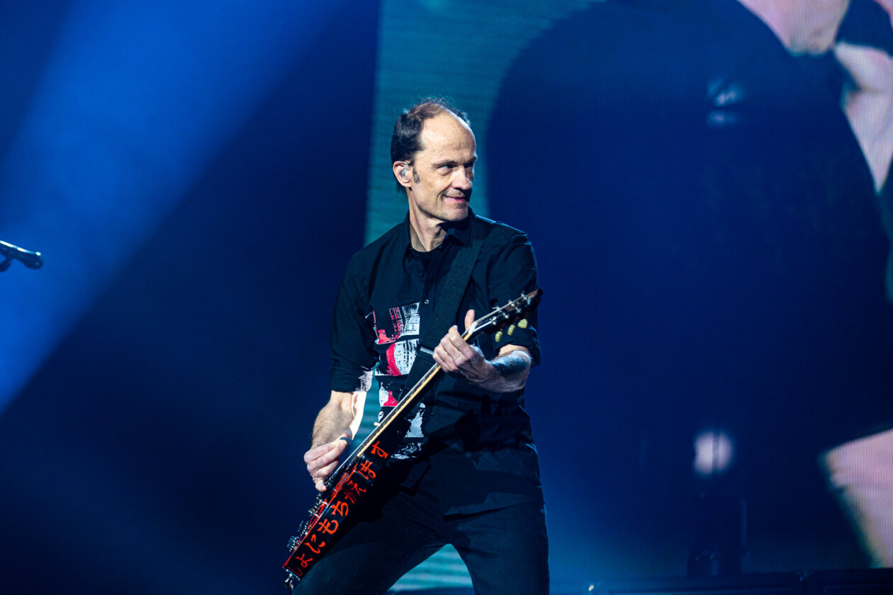 Blendende Aussichten: Foo Fighters, Die Toten Hosen, Kings Of Leon, Meshuggah, Apache 207, Architects u.v.a. rocken - und das Wetter spielt mit. – Die Toten Hosen.