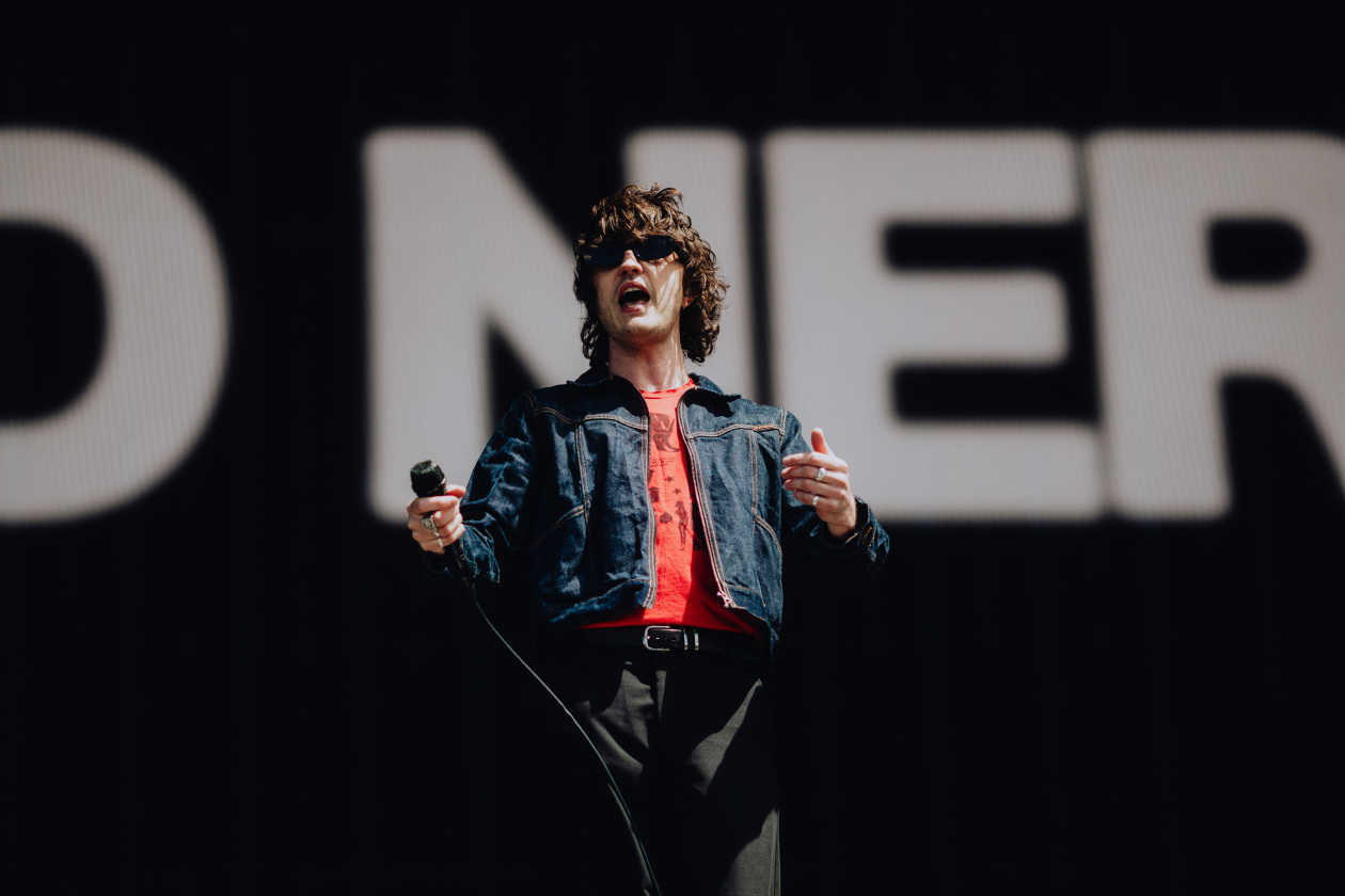 90.000 Fans und das Gelände ist brechend voll:  Volbeat, Electric Callboy, Papa Roach, Marteria, Within Temptation, Mastodon u.v.a. – Bad Nerves.