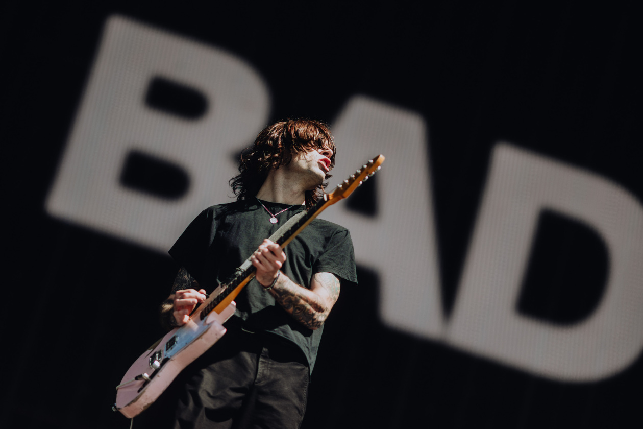 90.000 Fans und das Gelände ist brechend voll:  Volbeat, Electric Callboy, Papa Roach, Marteria, Within Temptation, Mastodon u.v.a. – Bad Nerves.
