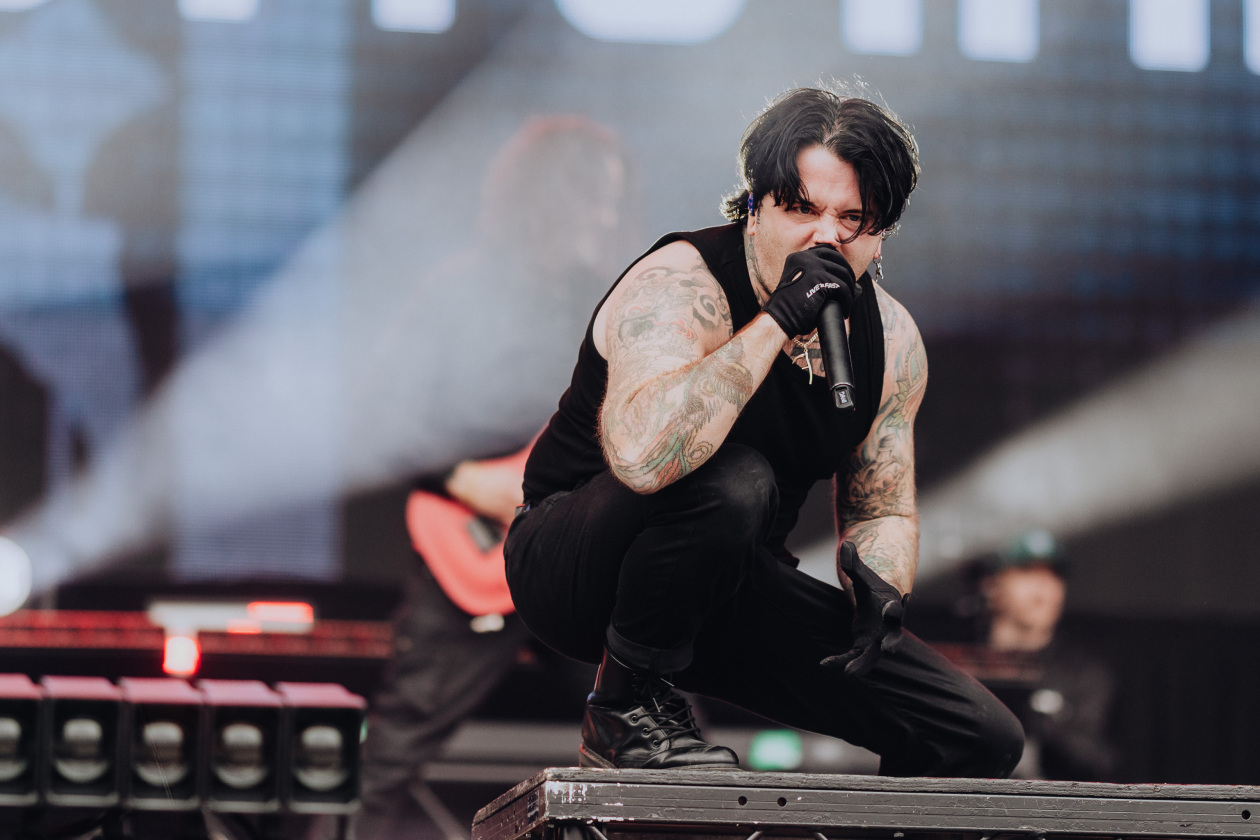 90.000 Fans und das Gelände ist brechend voll:  Volbeat, Electric Callboy, Papa Roach, Marteria, Within Temptation, Mastodon u.v.a. – Bury Tomorrow.