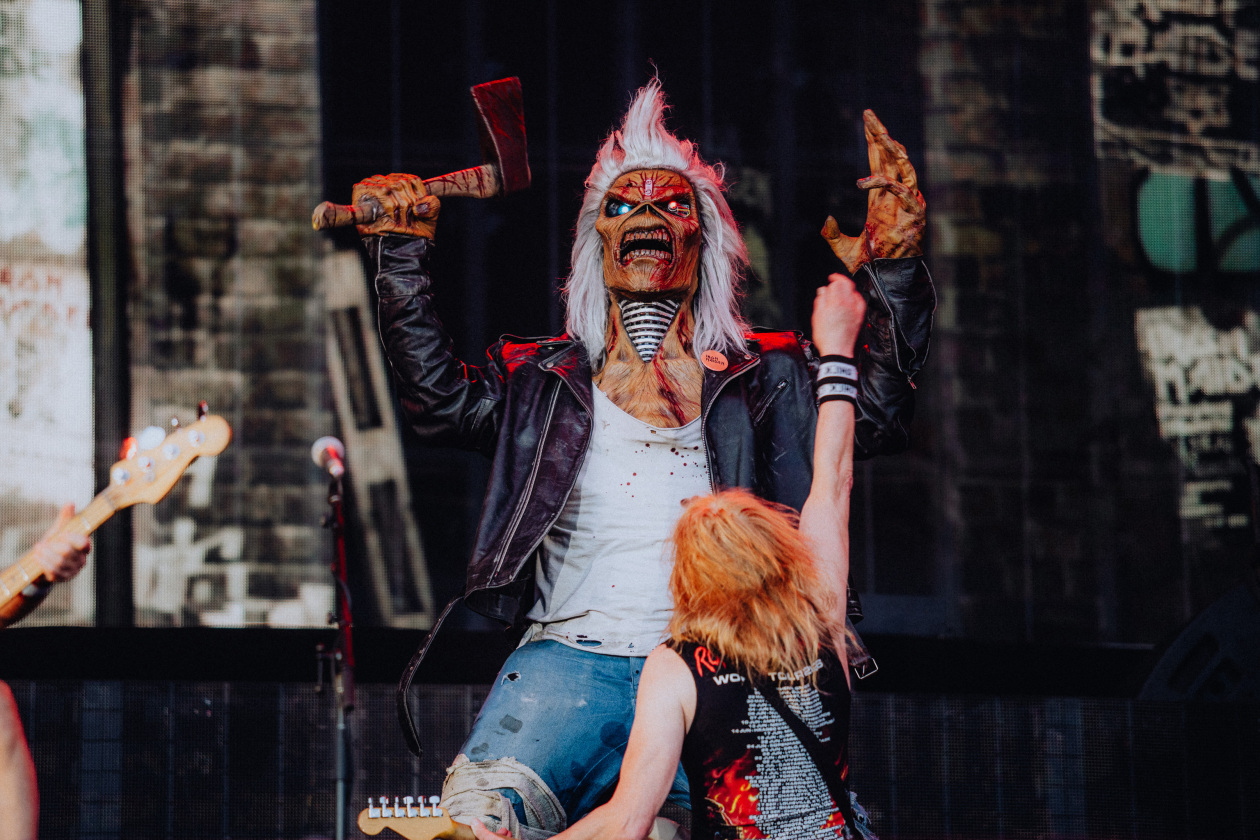 90.000 Fans und das Gelände ist brechend voll:  Volbeat, Electric Callboy, Papa Roach, Marteria, Within Temptation, Mastodon u.v.a. – Eddie.