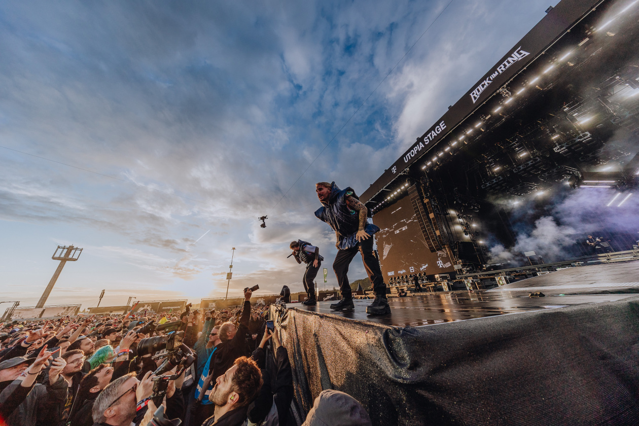 90.000 Fans und das Gelände ist brechend voll:  Volbeat, Electric Callboy, Papa Roach, Marteria, Within Temptation, Mastodon u.v.a. – Electric Callboy.