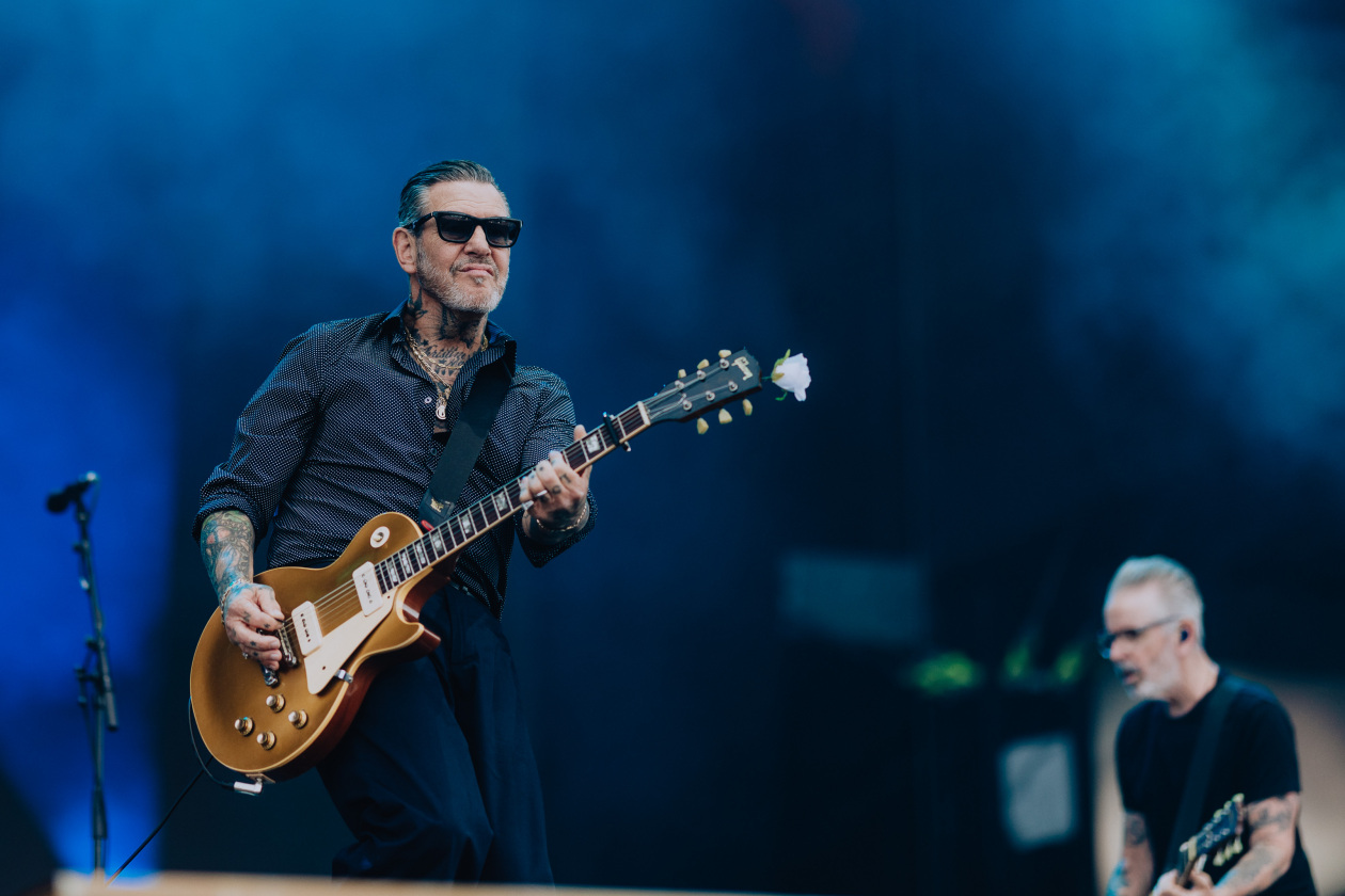 90.000 Fans und das Gelände ist brechend voll:  Volbeat, Electric Callboy, Papa Roach, Marteria, Within Temptation, Mastodon u.v.a. – Social Distortion.
