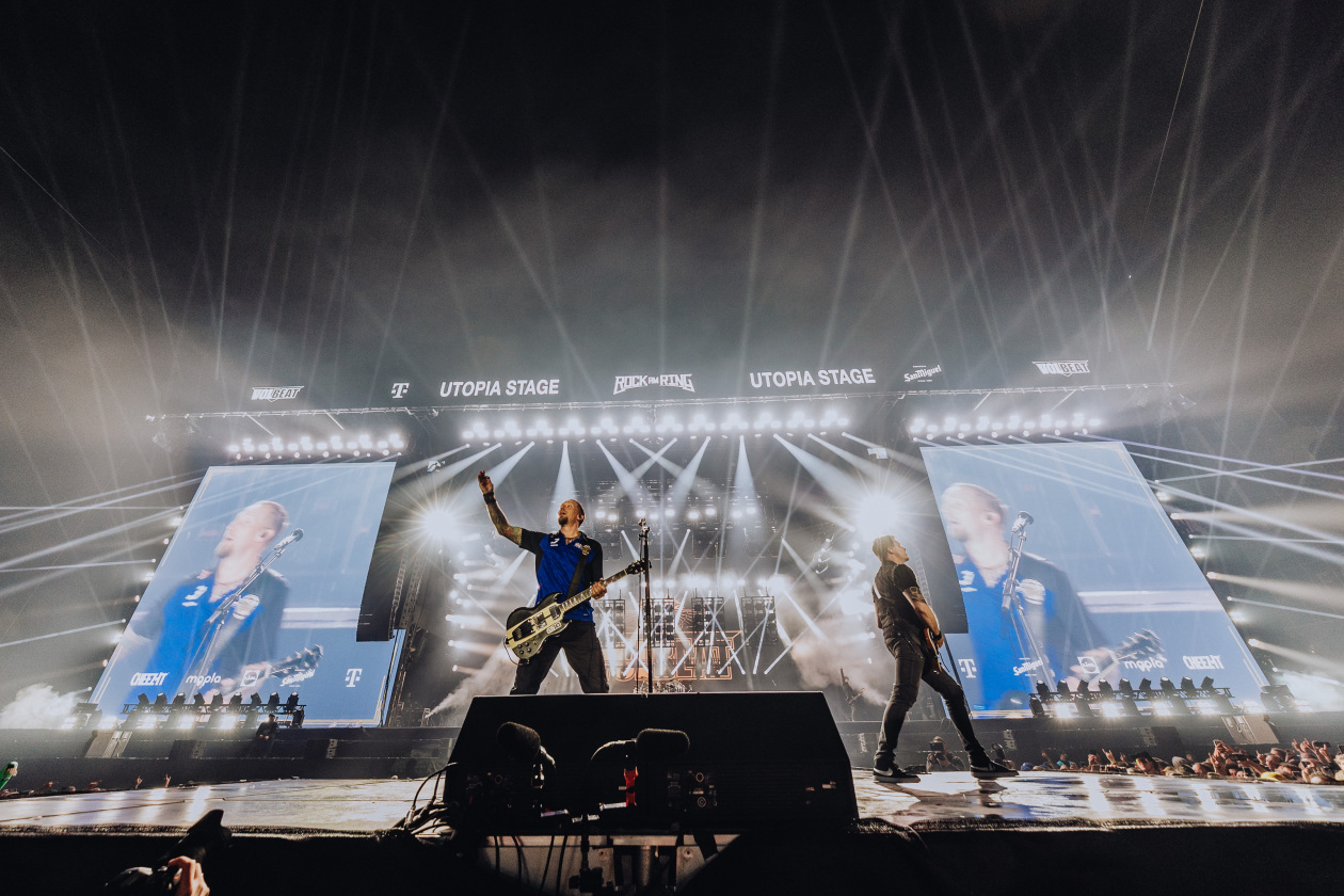 90.000 Fans und das Gelände ist brechend voll:  Volbeat, Electric Callboy, Papa Roach, Marteria, Within Temptation, Mastodon u.v.a. – ... Volbeat!