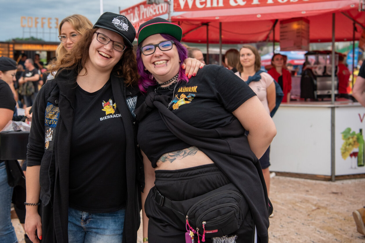 Endlich wieder! 75.000 Fans rockten mit Beatsteaks, Mastodon, Weezer, Bullet For My Valentine, Måneskin - und natürlich Scooter. – Hello!