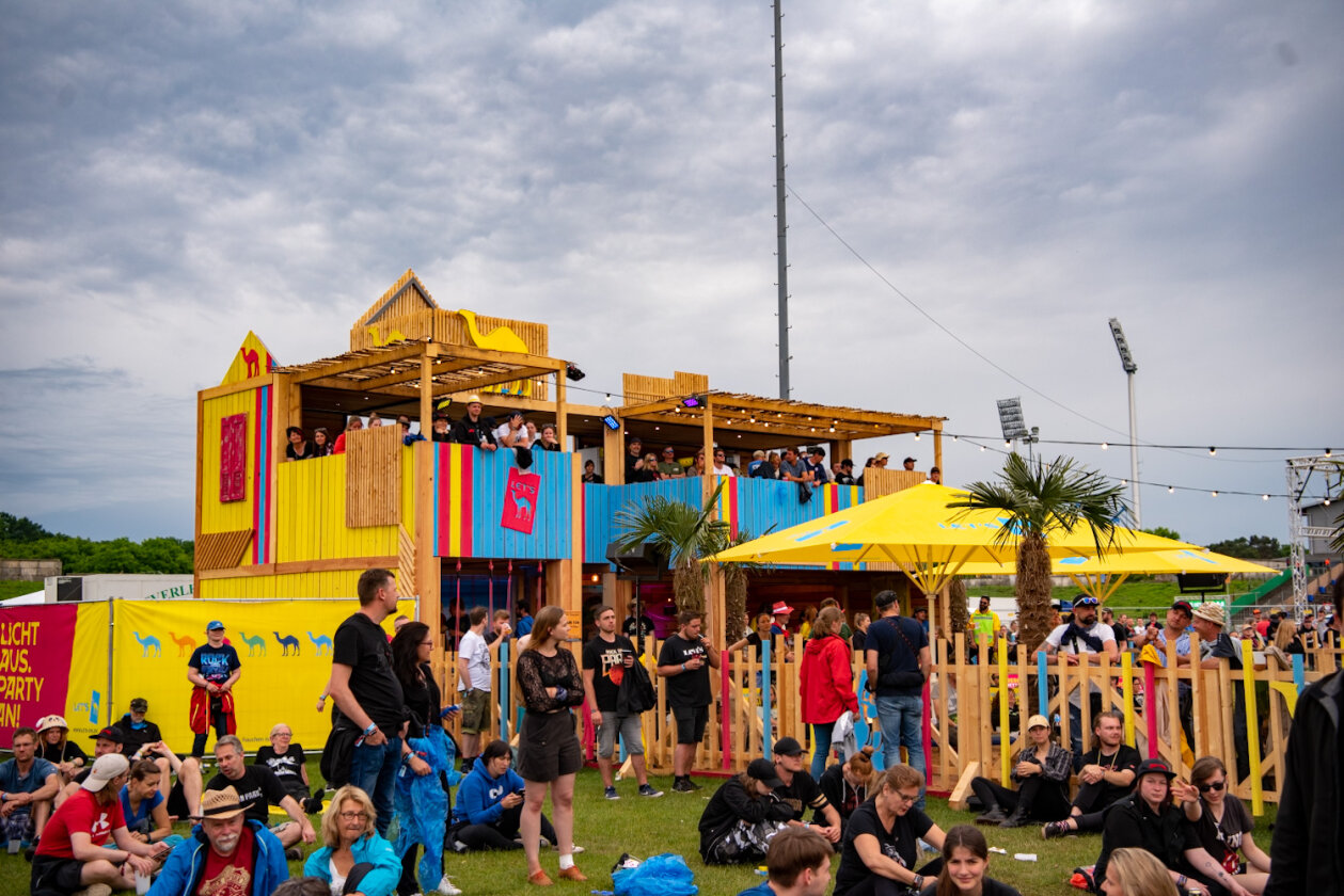 Endlich wieder! 75.000 Fans rockten mit Beatsteaks, Mastodon, Weezer, Bullet For My Valentine, Måneskin - und natürlich Scooter. – Park-Atmo.