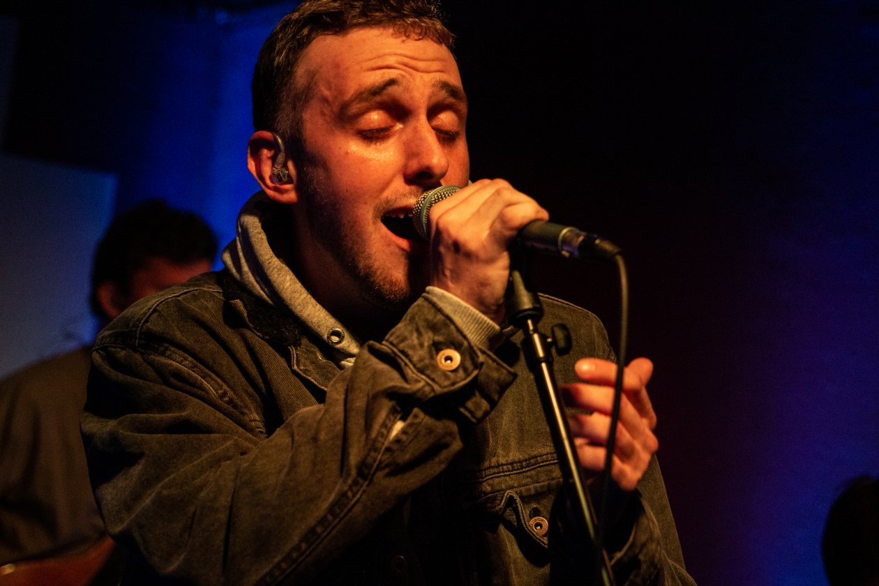 Die Bilder zum Reeperbahn Festival 2019, u.a. mit Sleaford Mods, Lydmor und Press Club. – Blaue Blume.