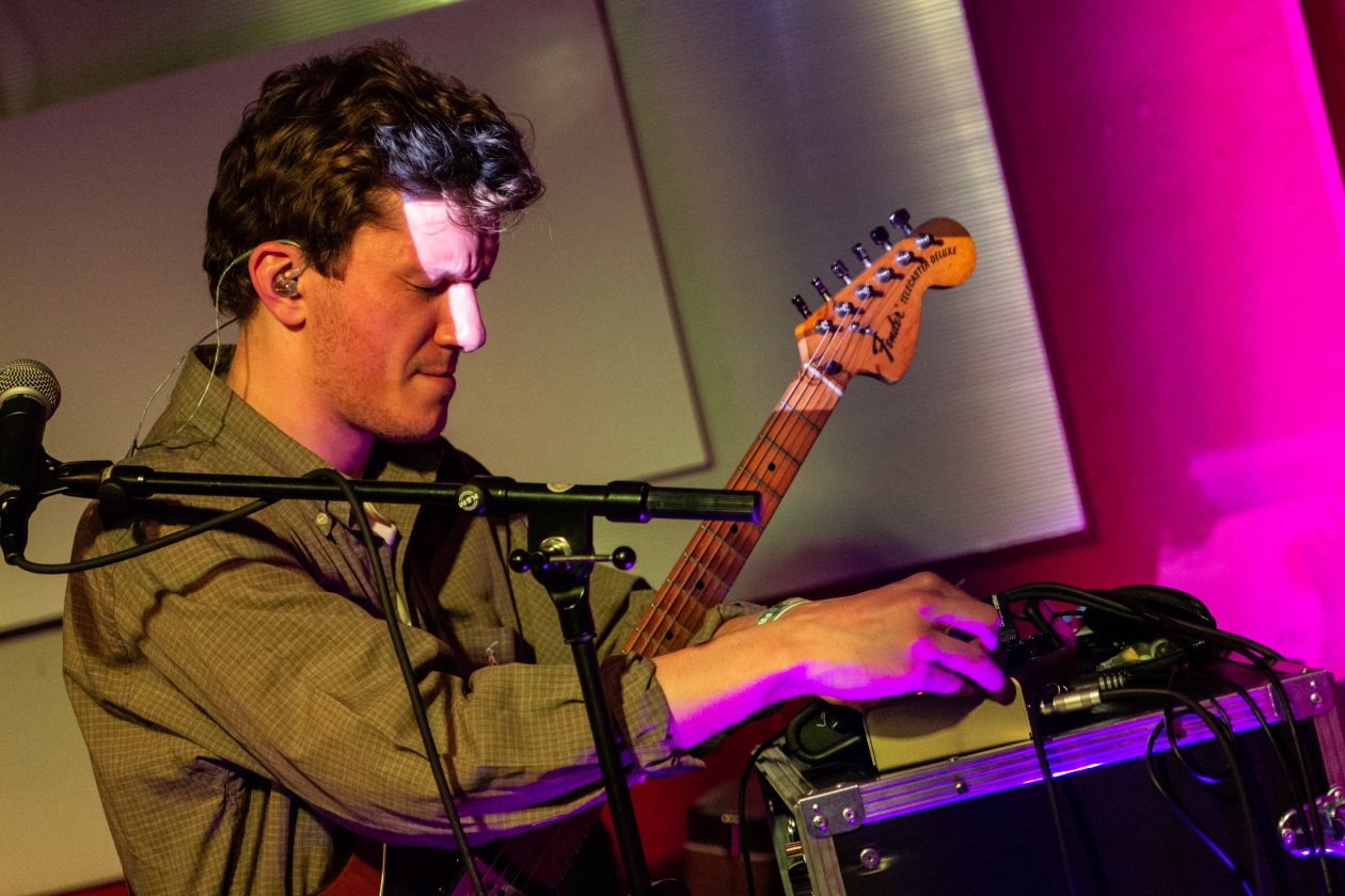 Die Bilder zum Reeperbahn Festival 2019, u.a. mit Sleaford Mods, Lydmor und Press Club. – Blaue Blume.