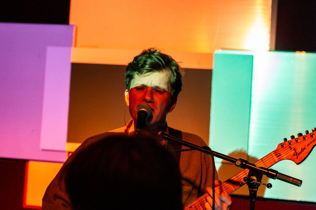 Die Bilder zum Reeperbahn Festival 2019, u.a. mit Sleaford Mods, Lydmor und Press Club. – Blaue Blume.