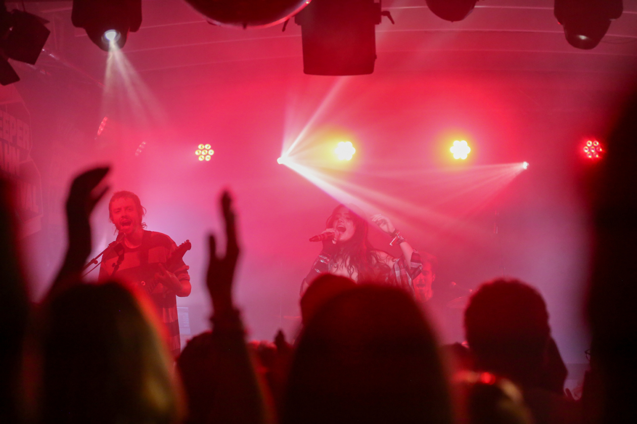 Vier Tage, 450 Bands aus 30 Nationen in über 70 Venues und 43.000 Fans. – lina-mariah.