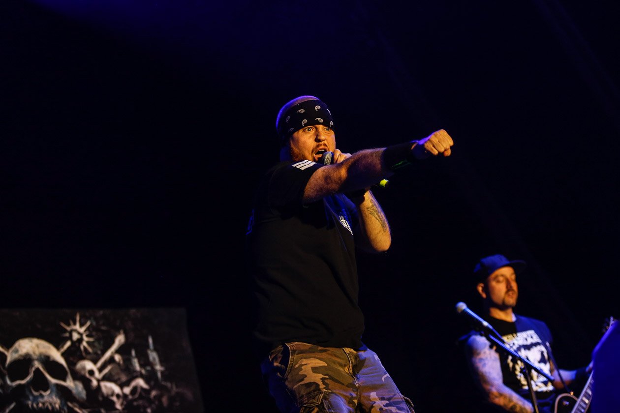 Fast 10.000 Besucher kamen am Wochenende nach Sulingen, um Airbourne, Limp Bizkit oder die Kassierer zu sehen. – Hatebread
