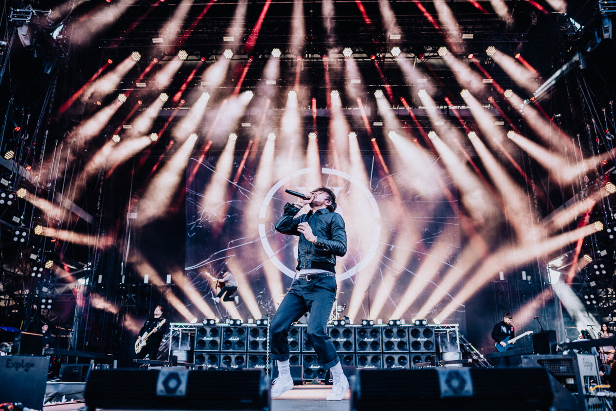 Das Finale am Sonntag mit Corey Taylor, Parkway Drive, Kraftklub, Hatebreed, Machine Head, H-Blockx u.a. – Auf keinen Fall zum Einschlafen: While She Sleeps.