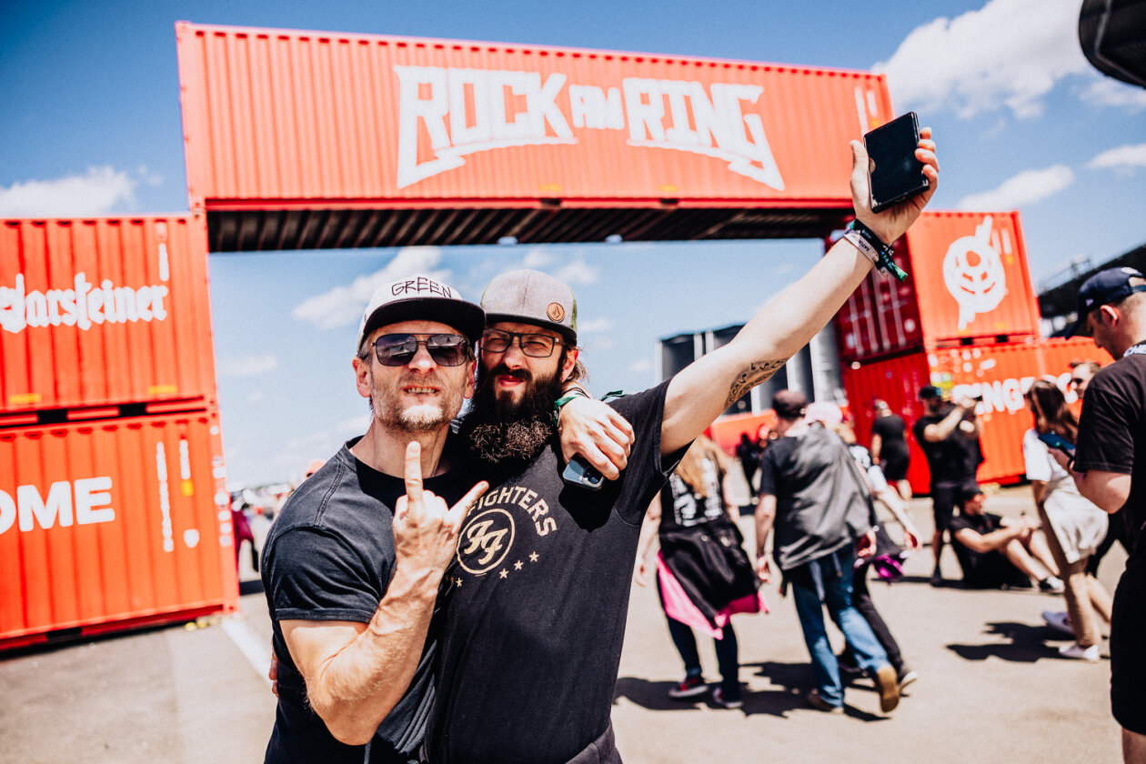 Rock am Ring läuft: Die Ärzte, Queens Of The Stone Age, Green Day, Kerry King u.v.a. schlagen auf. – Ihr seid bereit!