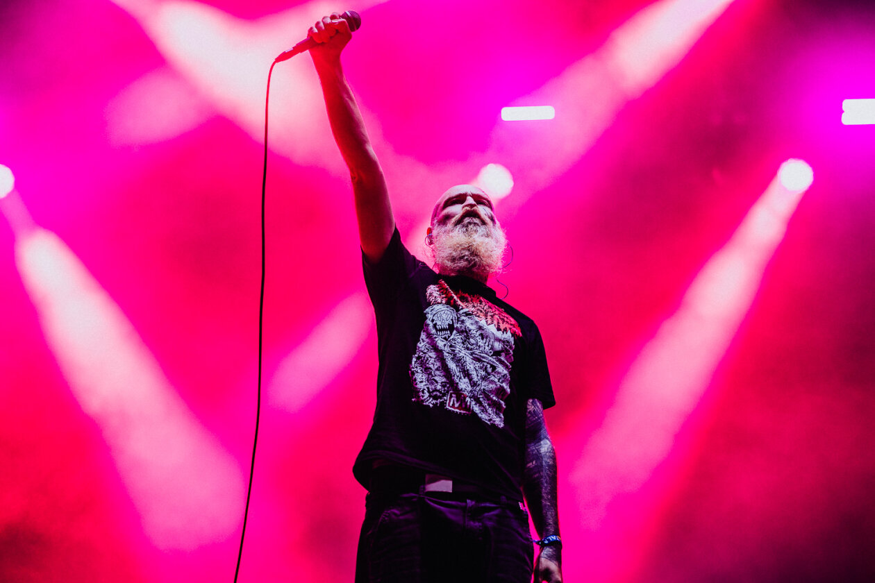 Rock am Ring läuft: Die Ärzte, Queens Of The Stone Age, Green Day, Kerry King u.v.a. schlagen auf. – Team Scheisse.