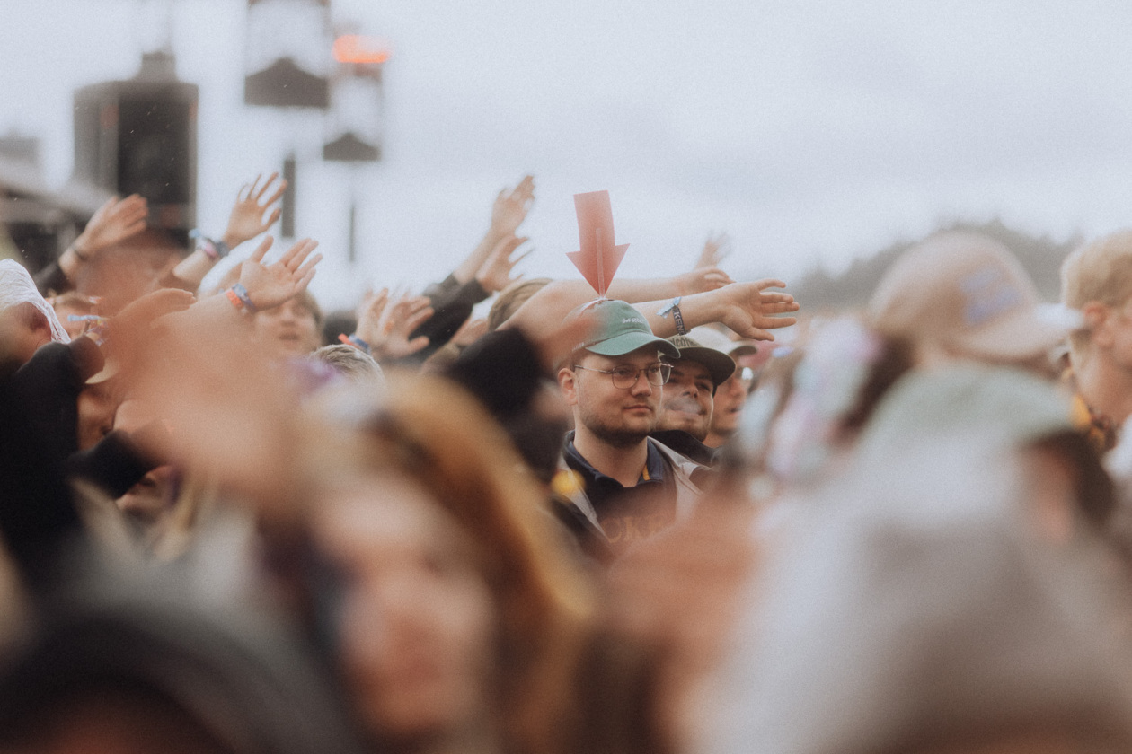 Trotz Matschwetter freuen sich 90.000 Fans auf die kommenden Tage in der Eifel. – ... er nicht so. 