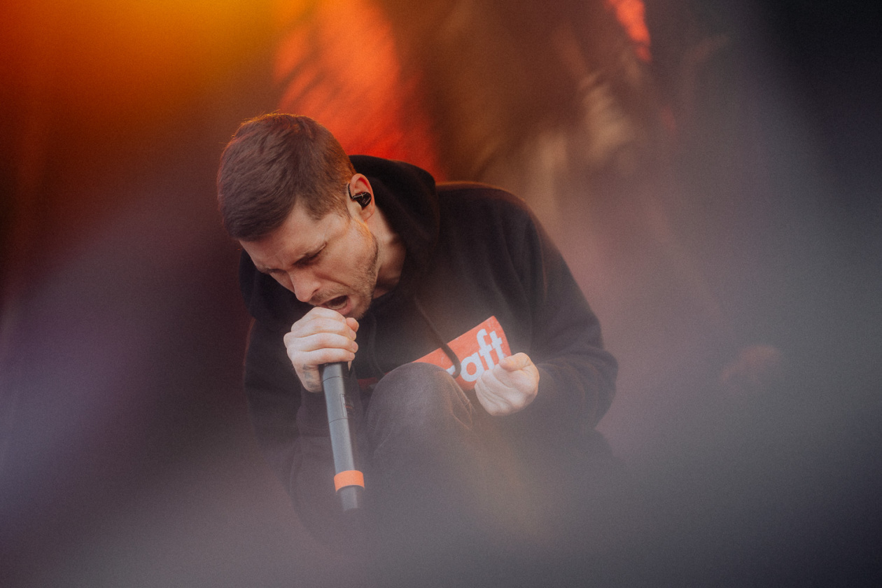Die Party ist in vollem Gange und der zweite Festivaltag läuft auf seinen Höhepunkt zu. – Whitechapel.