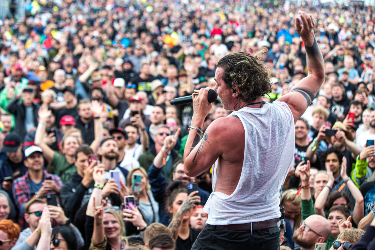 Das Comeback nach Corona featuring Volbeat, Casper, Korn, Beatsteaks, Deftones, Måneskin u.v.a. – Bush.