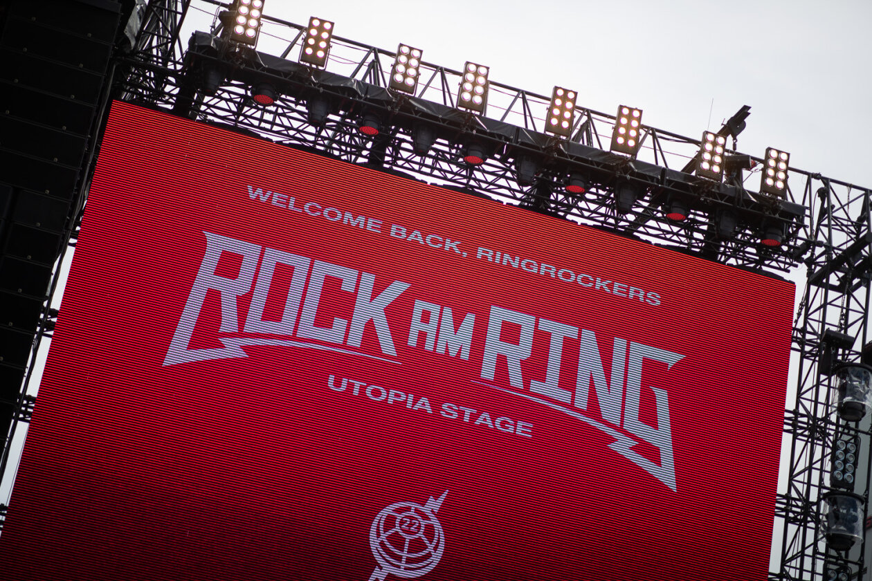 Das Comeback nach Corona featuring Volbeat, Casper, Korn, Beatsteaks, Deftones, Måneskin u.v.a. – Im neuen Flair und doch wie immer: Rock am Ring 2022. 