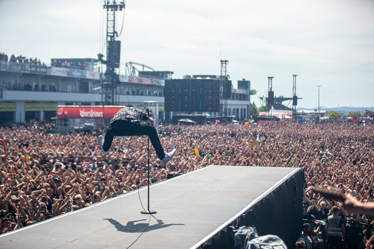 Das Comeback nach Corona featuring Volbeat, Casper, Korn, Beatsteaks, Deftones, Måneskin u.v.a. – Opening im Donots-Style!
