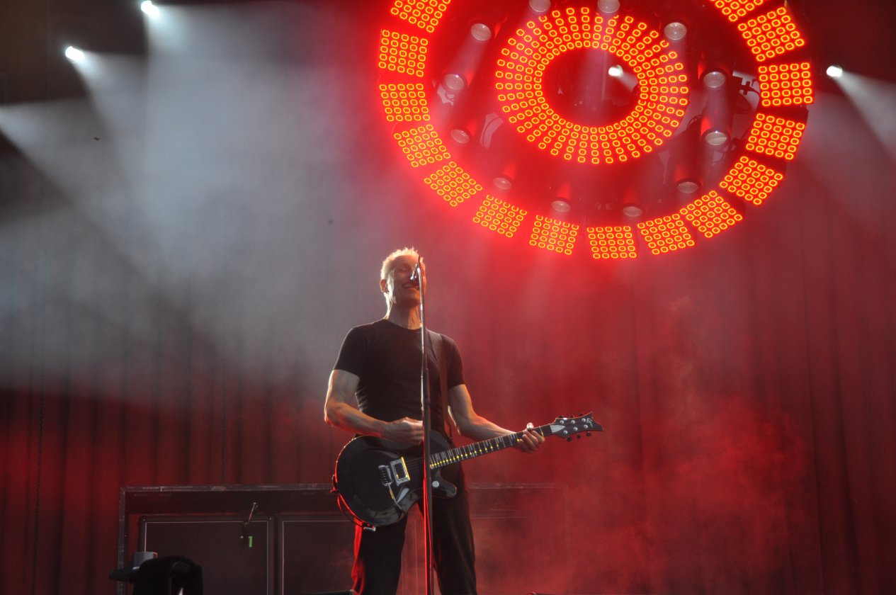Gute Stimmung und tolles Wetter bei Tool, Slipknot, Die Ärzte etc. beim RaR-Schwesterfestival auf dem Zeppelinfeld nahe Nürnberg. – Die Ärzte.