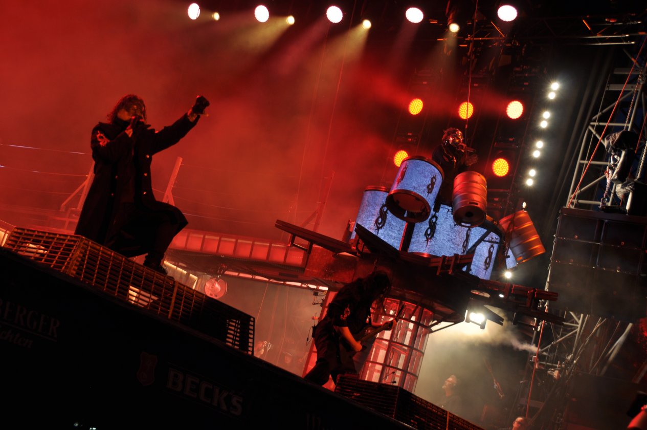 Gute Stimmung und tolles Wetter bei Tool, Slipknot, Die Ärzte etc. beim RaR-Schwesterfestival auf dem Zeppelinfeld nahe Nürnberg. – ... Silpknot.