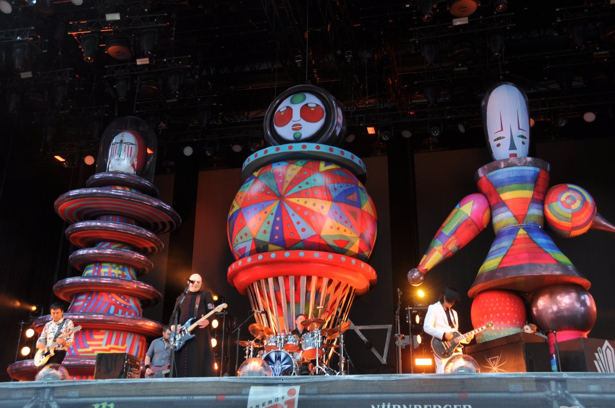 Gute Stimmung und tolles Wetter bei Tool, Slipknot, Die Ärzte etc. beim RaR-Schwesterfestival auf dem Zeppelinfeld nahe Nürnberg. – Smashing Pumpkins.