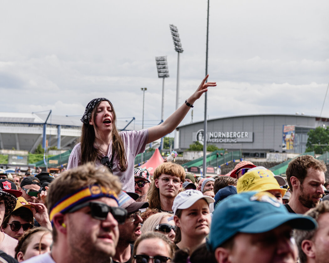Der Sonntag mit Die Ärzte, Avenged Sevenfold, Queens Of The Stone Age, Parkway Drive, Beartooth, Body Count feat. Ice-T u.a. – Beste Sicht auf …