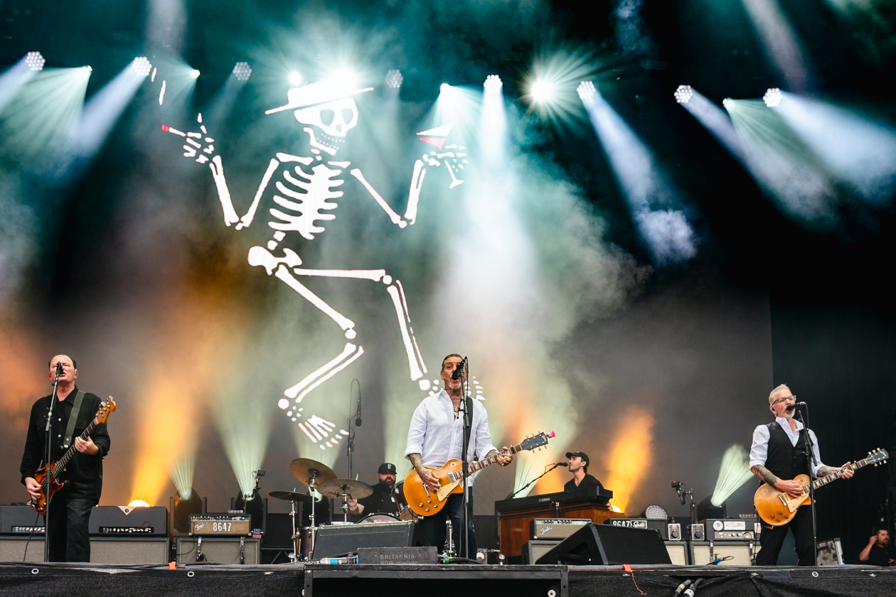 Iron Maiden, Sabaton, Volbeat, The Offspring, Tom Morello, Finch, Bloodywood, Ice Nine Kills, Social Distortion etc. – Social Distortion.
