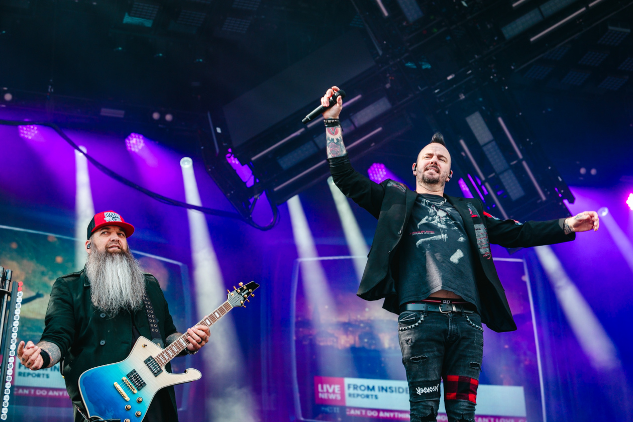 Iron Maiden, Sabaton, Volbeat, The Offspring, Tom Morello, Finch, Bloodywood, Ice Nine Kills, Social Distortion etc. – Three Days Grace.