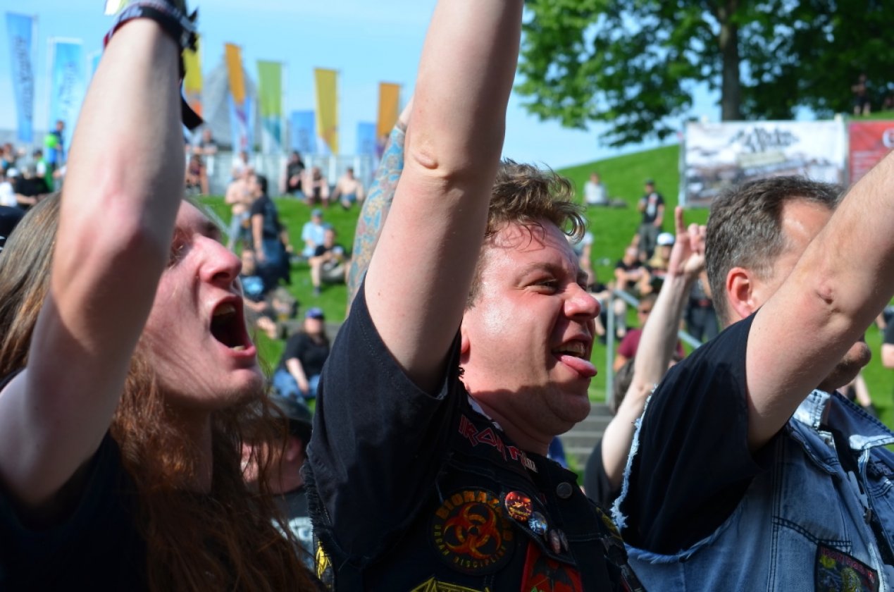 Die Bilder vom Festival. – Dust Bolt-Fans.