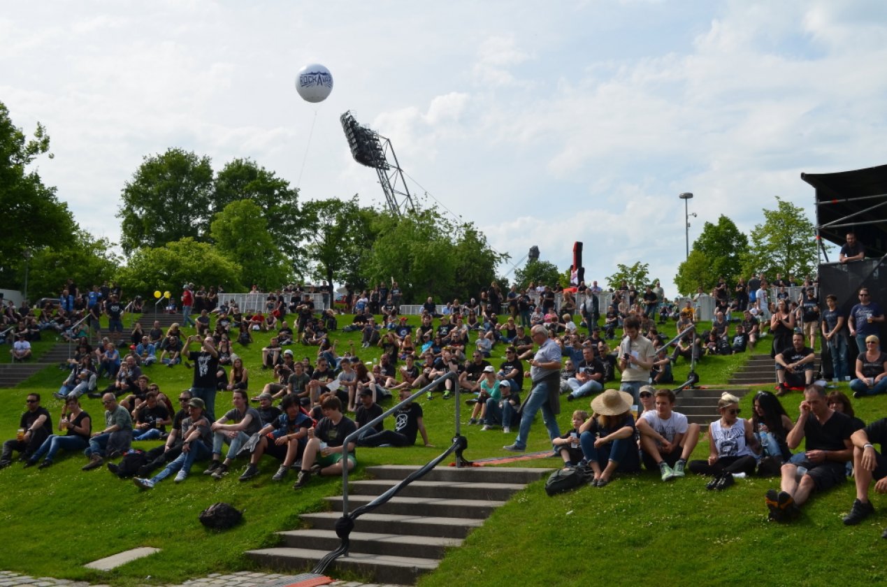 Die Bilder vom Festival. – Im Olympiapark.