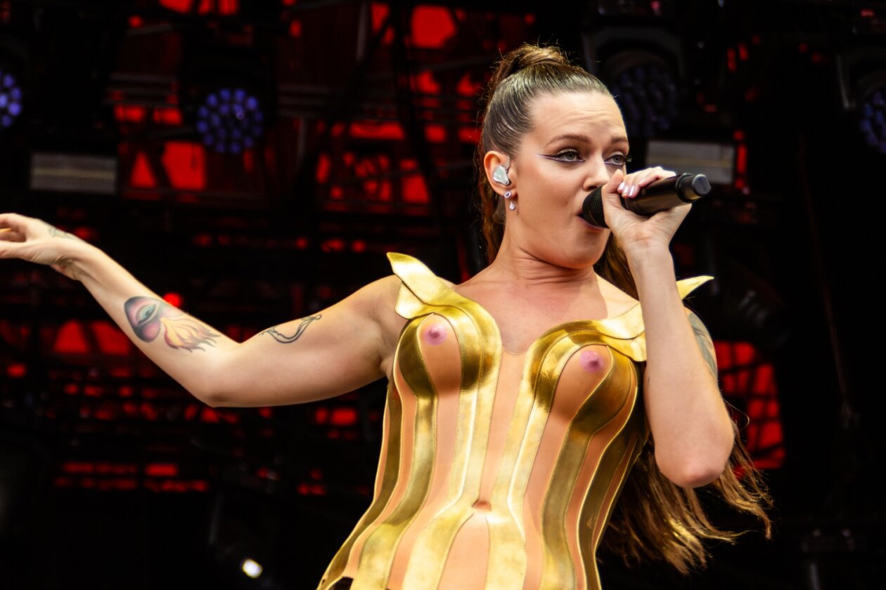 Star-Schaulaufen in Dänemark: Kendrick Lamar, Queens Of The Stone Age, Busta Rhymes, Lil Nas X u.v.a. – Tove Lo.