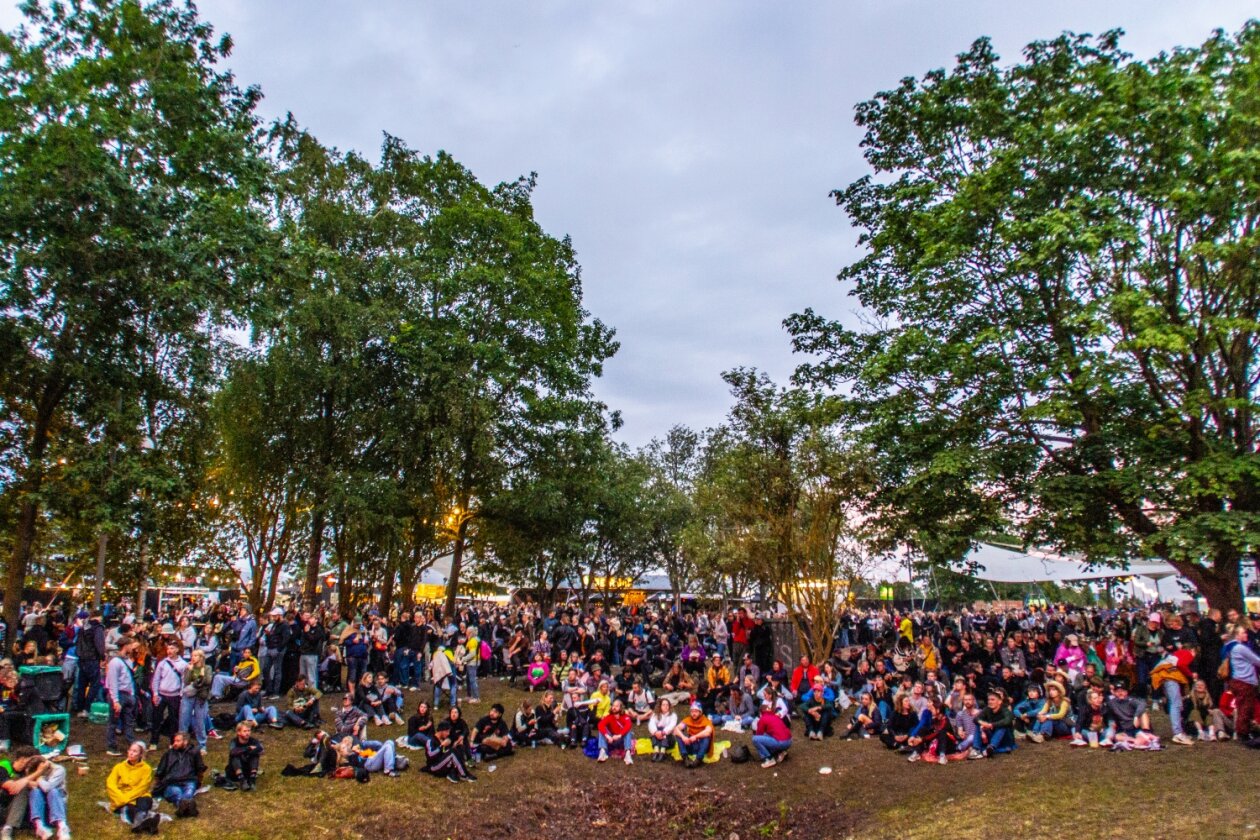 Schaulaufen in Dänemark, Teil zwei: Rosalía, Blur, Lizzo, Loyle Carner etc. – Das Grüne im Orangen.