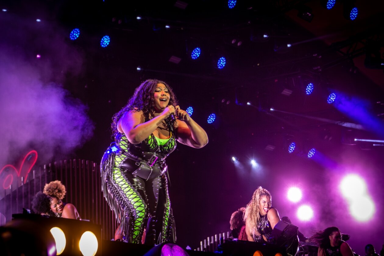 Schaulaufen in Dänemark, Teil zwei: Rosalía, Blur, Lizzo, Loyle Carner etc. – Lizzo liebt euch.