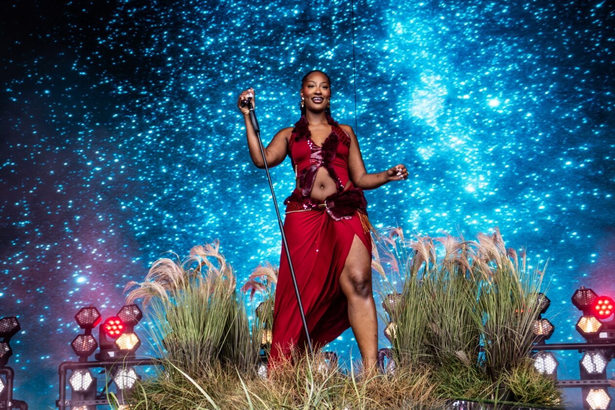 Der letzte Festivaltag mit Jane’s Addition, SZA u.v.a. – Tems.