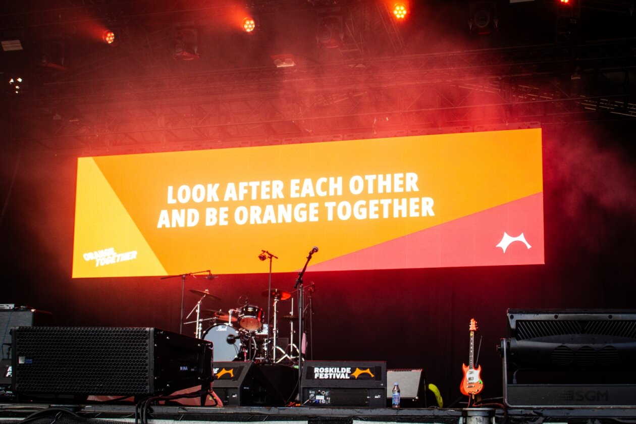 Der Freitag: Foo Fighters vs. Charli XCX vs. Fußball, Moshpits und Seitenhiebe. – Merke!