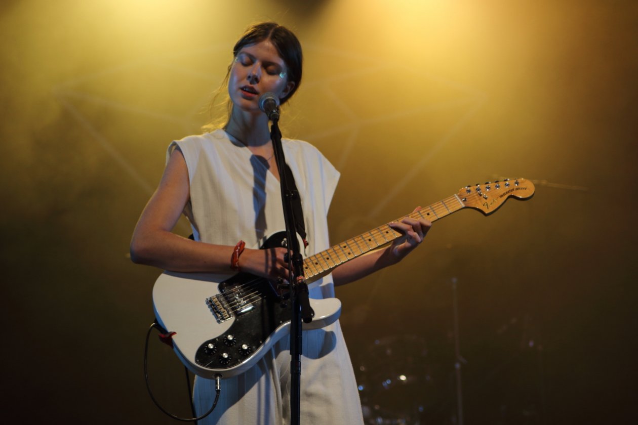 Mit Fotos von Red Fang, Fallulah, Madame Gandhi, The Weeknd und Princess Nokia. – Hun Solo: JFDR.