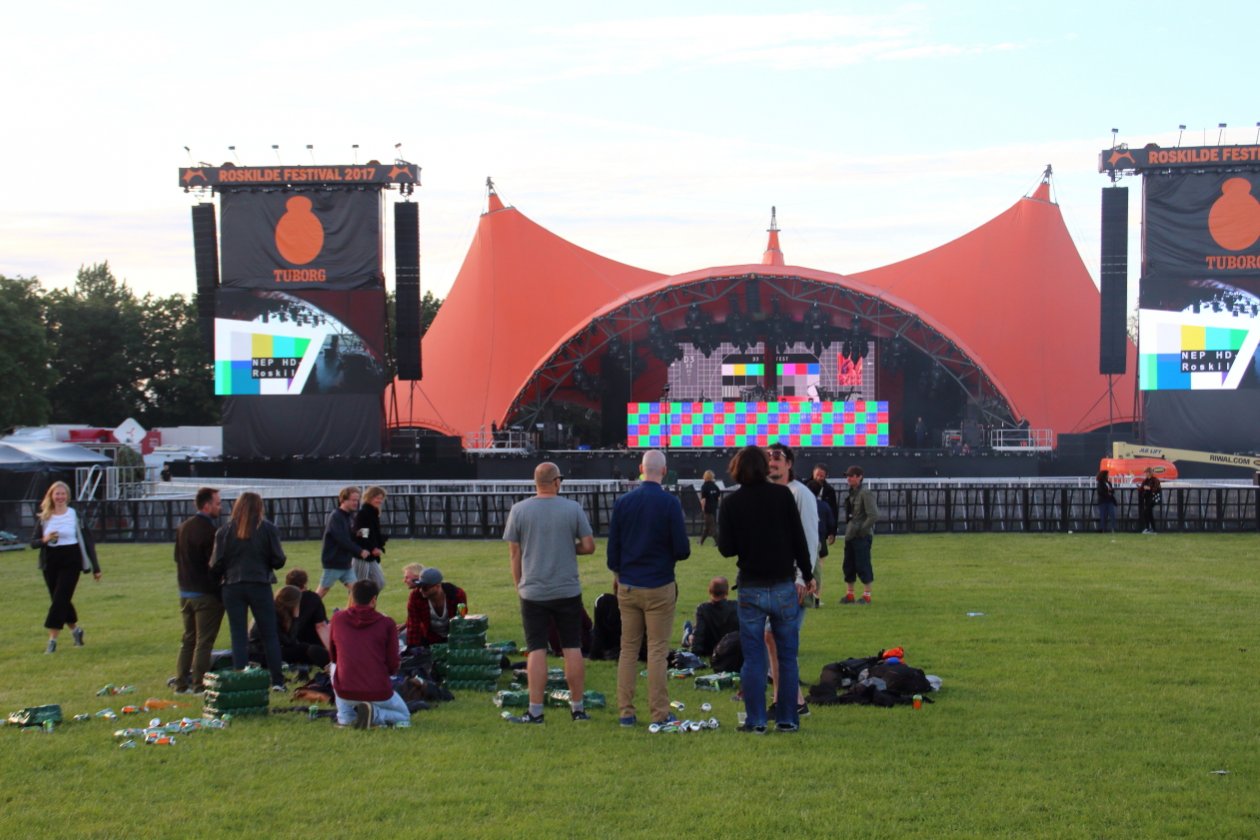 8 Tage Orange Feeling mit Irah, Barselona und der Sith-Invasion. – Blue Green Red Stage.